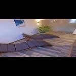 아파트 Stella - Three Bedroom With Balcony 풀라