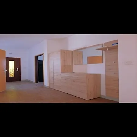 Appartement Stella - Three Bedroom With Balcony
