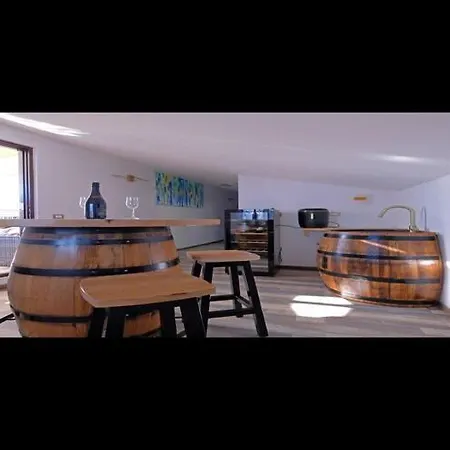 Stella - Three Bedroom With Balcony Appartement Pula