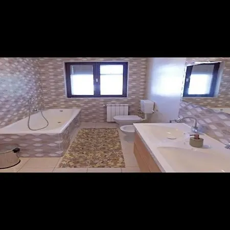 Stella - Three Bedroom With Balcony Apartment *