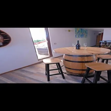 Stella - Three Bedroom With Balcony Pula