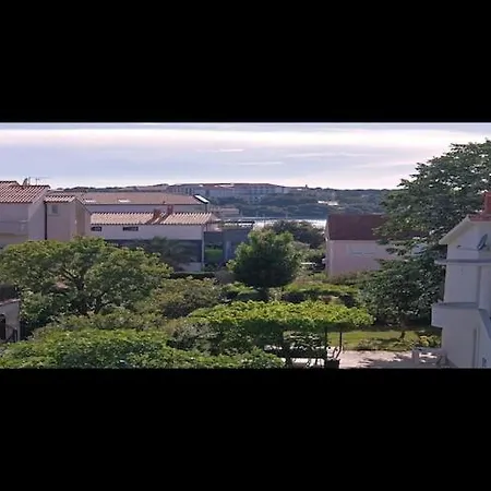 公寓 Stella - Three Bedroom With Balcony